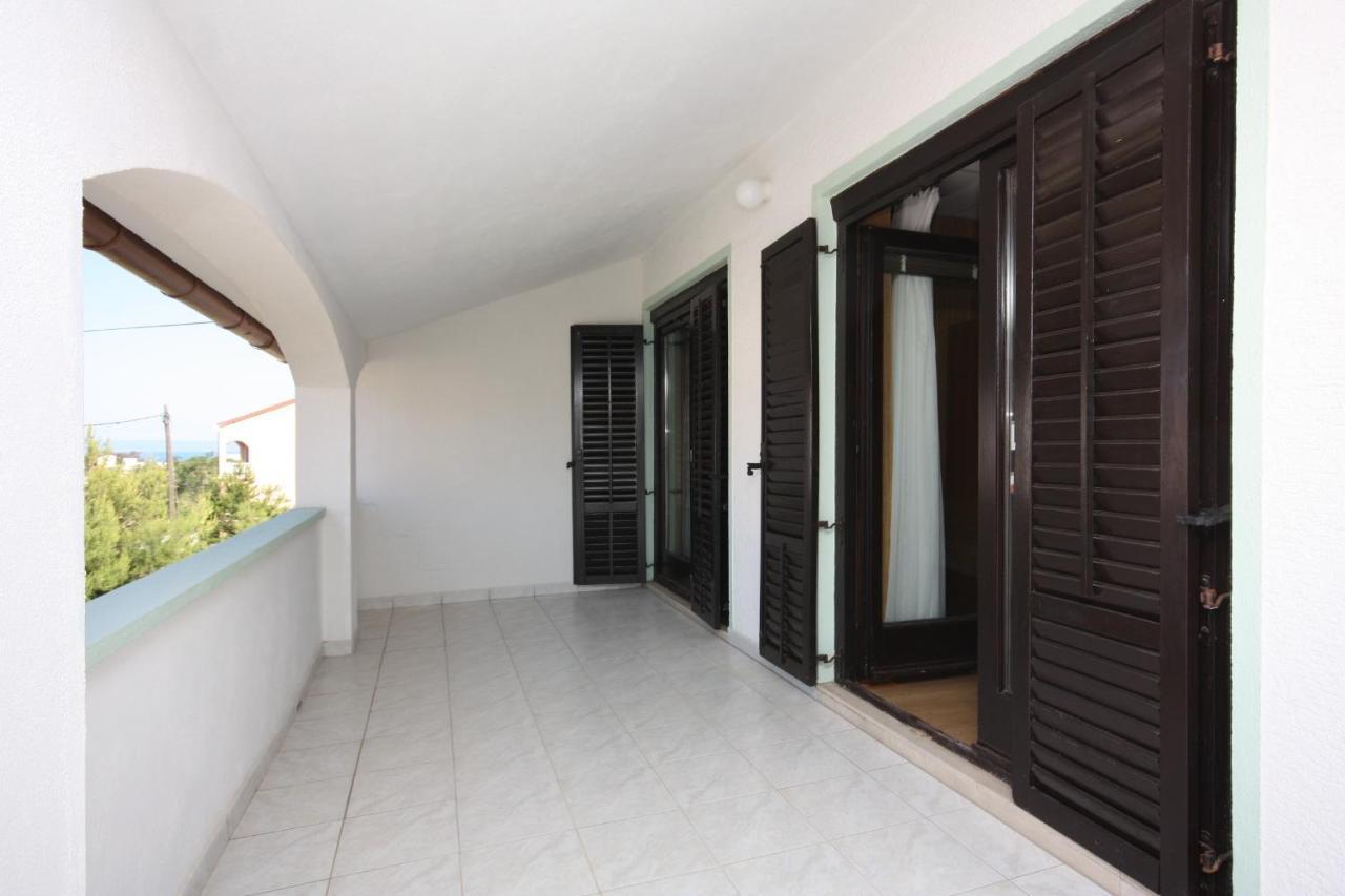 Apartments For Families With Children Lopar, Rab - 10402 Экстерьер фото