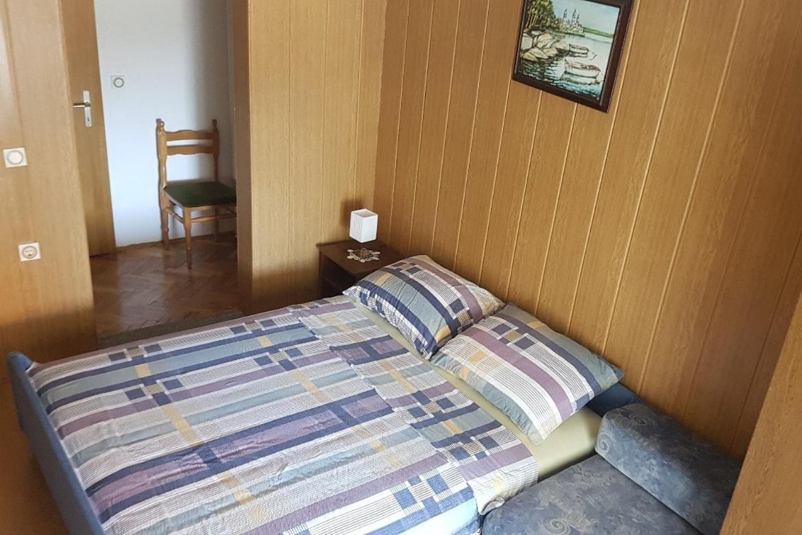 Apartments For Families With Children Lopar, Rab - 10402 Номер фото